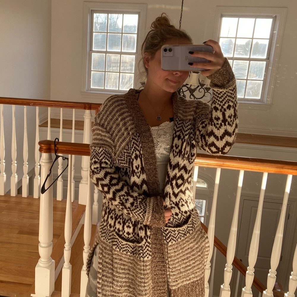 brown patterned cardigan